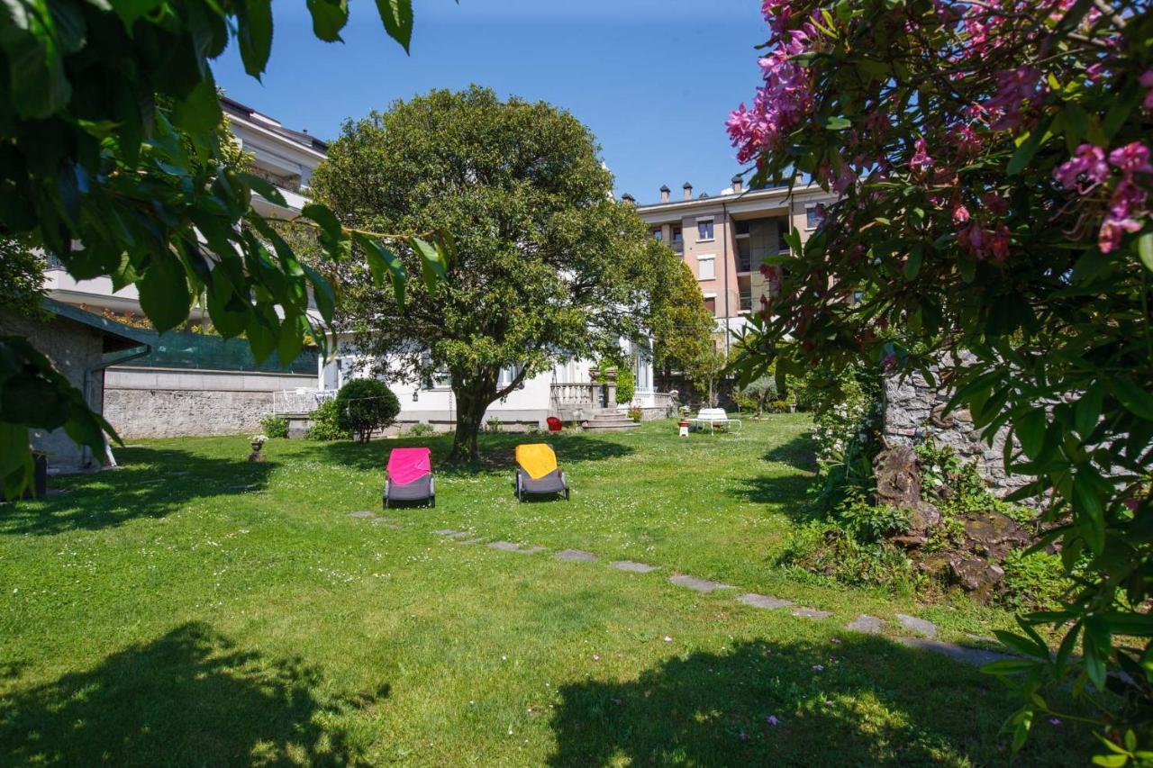 Villa Rachel Intra Extérieur photo