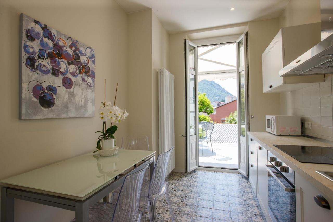 Villa Rachel Intra Extérieur photo